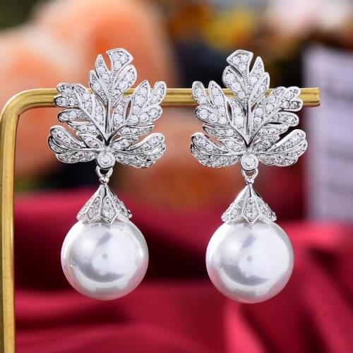 Delicate Shaking Pearl Drop Earrings Jewelry for Women Bridal Wedding Girl Daily Super Gift High Quality Accessories