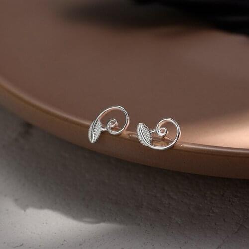 Leaves Stud Earrings For Women Curly Stem Ear Ring Geometric Creative Design Korean Style Girl Student Party Jewelry Wholesale