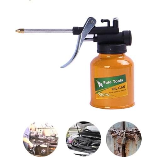 Pump Oil Can High Pressure Pistols Corrosion Resistant 200ml Hand Oil Can Oil Injector with Hose Rigid Spout
