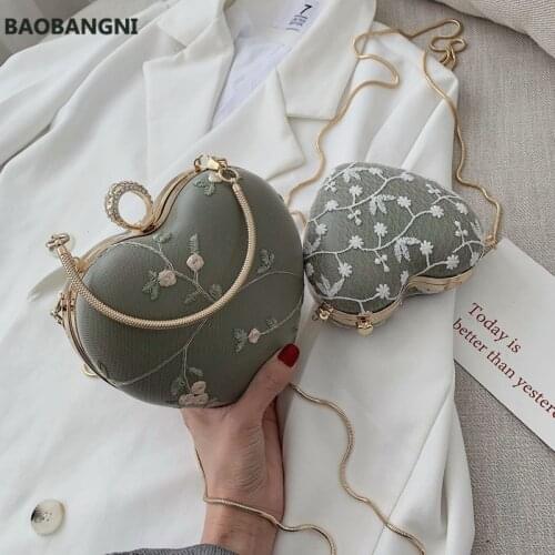 Embroidery Flowers Design Women Heart Clutch Evening Bags Gold Chain Shoulder Bags Girls Handbags Purses For Ladies Party Bags