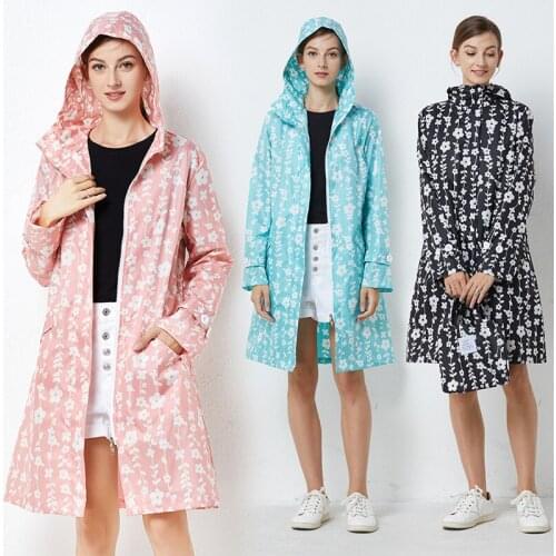 Japanese and Korean fashion printed raincoat light and medium length slim drifting water travel climbing poncho fresh coat