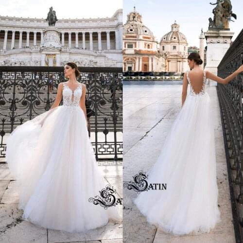 2020 Lace Wedding Dresses V Neck Sleeveless Open Back Appliques Beach Bridal Gowns Custom Made Sweep Train Wedding Dress