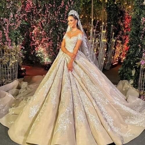 Charming Ruffles Lace Wedding Dresses Cap Sleeves With Long Train Ball Gown Bridal Dress Lace-up Back vestidos de novia