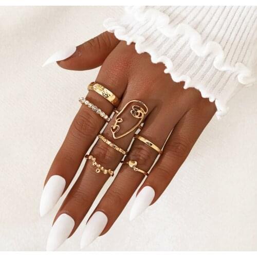 7Pcs/Sets Boho Vintage Gold Star Knuckle Rings For Women Crystal Heart-Shaped Geometric Female Finger Rings Set Jewelry