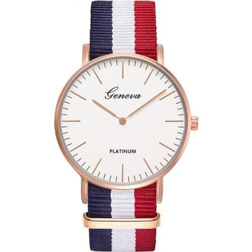 Cartoons Womens Watches Luxury Wristwatch Fashion Digital Clock PU Material Strap Durable Casual Girl watch Gifts Quartz watch