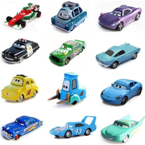 Disney Pixar Cars 2 Metal Car Toys Chick Hicks Lightning McQueen The King Diecast Metal Alloy Toys Birthday Gift 17 Style