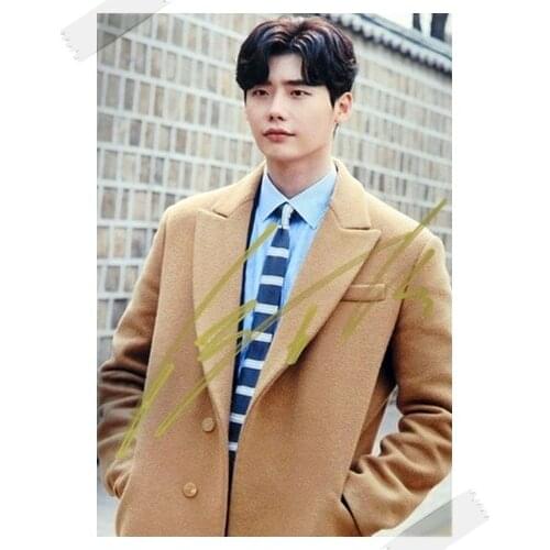 Signed Lee Jong Suk Autographed photo While You Were Sleeping 4*6 free shipping 6 versions K-POP 102017A