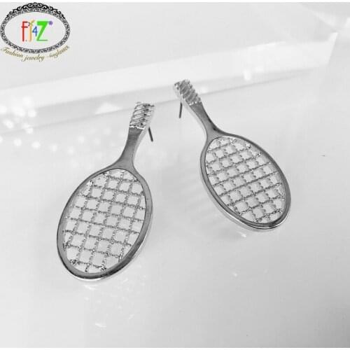 F.J4Z New Womens Earrings Designer Alloy Tennis Racket Drop Earrings Vintage Girls Sporty Earring Accessories dropship