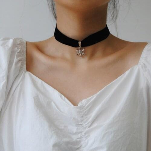 Handmade Choker Necklace & Snow Pendant Vintage Women Accessories Gothic Jewelry False Collar Statement Necklaces