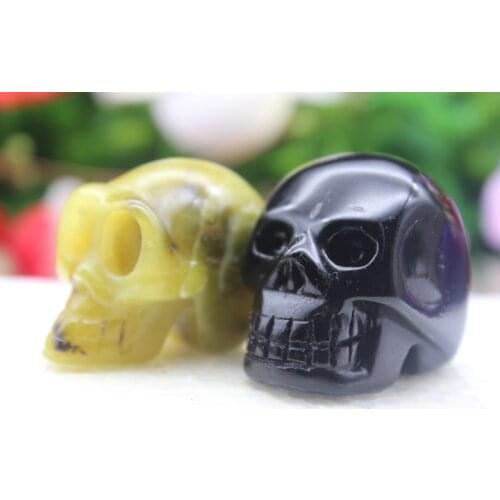 92 grams of 2 PCS natural quartz crystal skull to heal