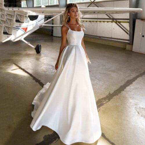 Eightree White Satin Wedding Dresses A Line Spaghetti Straps Bride Dress 2021 Vestidos Boda Criss-Cross Back Wedding Gowns