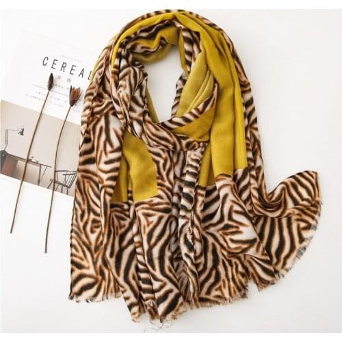2019 Hot Sale Autumn Zebra Print Fringe Scarves Shawls Beautiful Cotton Long Leopard Muslim Muffler Hijab Wrap 6 Color 10pcs/LOT