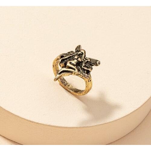 New Alloy Distressed Statue of Liberty Ring Simple Retro Angel Rings For Women Girls Fashion Jewelry Gift