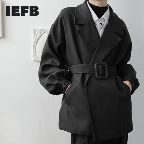 IEFB /mens wear buckle short style windbreaker coat 2021 new spring notched collar long sleeve big size trench with belt 2021