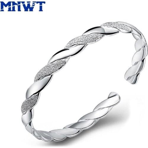 MNWT Hot Sale Fashion Bangle For Women High Quality Temperament Woman Bangles Jewelry Bijoux Valentine Day Gift