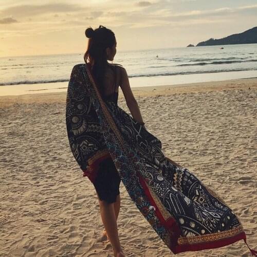 New Fasihion Cotton Tourism Geometric Bohemian Style Women Sun Protection Scarf Shawl Scarves Female Seaside Beach Long Wraps