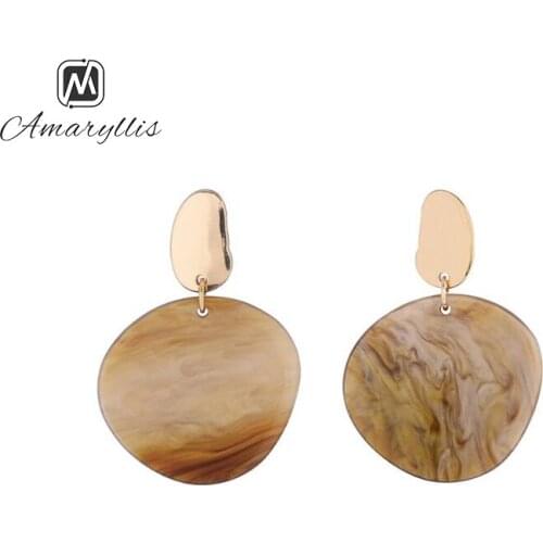 Amaiyllis Boho Resin Geometric Stud Earrings Simple Round Statement Post Earrings Brown Color Acetic Arc Tortoiseshell Earrings