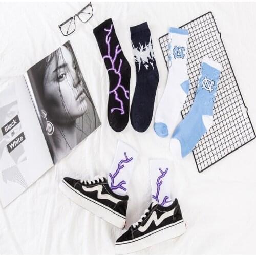 Women Socks Harajuku Lightning Hip-hop Cotton Novelty Socks Couple Streetwear Black White Blue Japanese Fashion High Quality Hot
