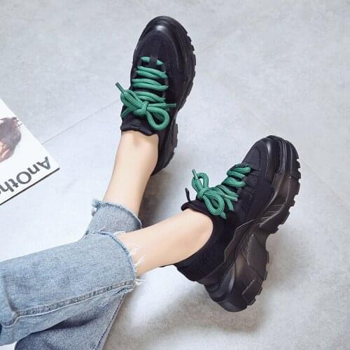 Spring Ladies Casual Walking Shoes Vulcanized Shoes Womens Fashion Sneakers Shoes Womens Breathable Low Heel Shoes U13-30