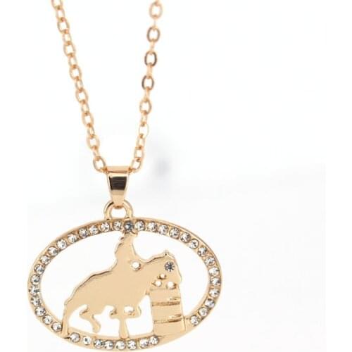 Hzew Oval Girl ride horse pendant necklace Riding horse competition necklaces