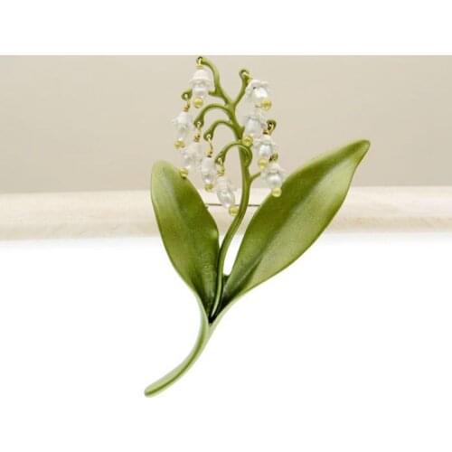 American Jewelry Vintage Womens natural pearl flower core popular Valley lily lily of the valley green paint Brooch