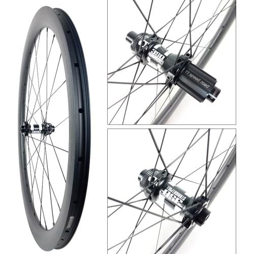 700C Road And Gravel Bike U Shape 28mm Wide Clincher Rim Light weight carbon clincher wheelset with disc braking wheelset