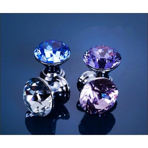 Modern simple diamond handle luxurious wardrobe cabinet knob drawer single pull bedside table K9crystal handle wine closet pulls