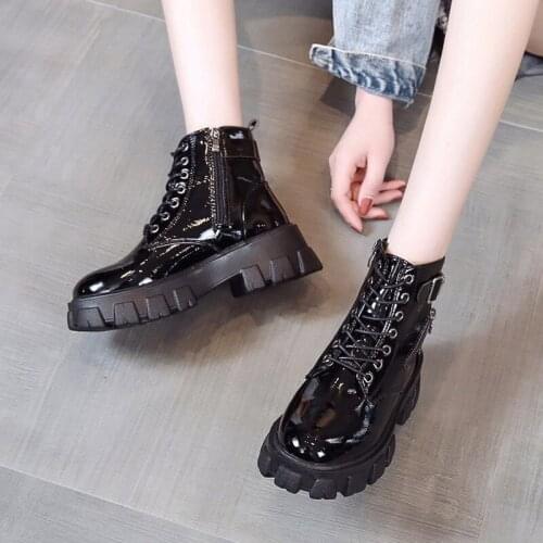 Fashion Black Gothic Martins Boots Women Punk Autumn New Goth Style Patent Pu Leather Short Boots Casual Zipper Lace Up Japanese