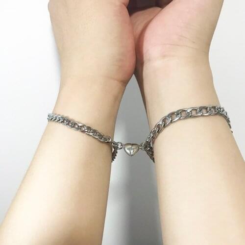 2Pcs/Set Heart Shaped Magnet Attraction Bracelet for Couples Stainless Steel Cuba NK Chain Mens and Womens Charm Jewelry Gifts