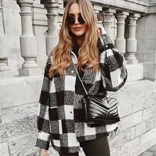 New style shirt style ladies woolen coat autumn and winter new fashion black and white plaid coat coat