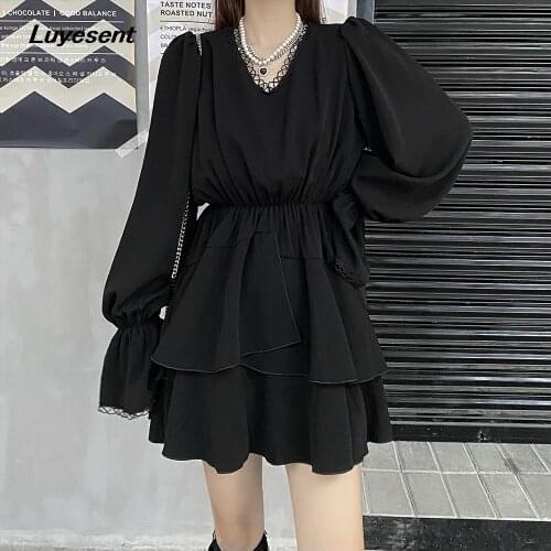 Plus Size 4XL Lady Black Gothic Street Mini Dress Autumn V Neck Lace Spliced Flare Long Sleeve Pleated Dresses Empire Vestidos