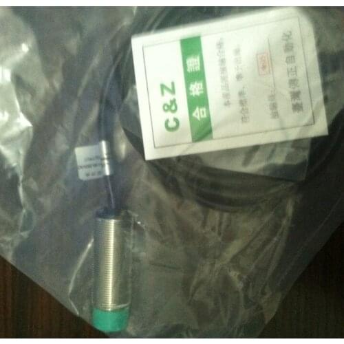 Original new 100% cylindrical proximity switch CZ18-5-N-D inductance sensor