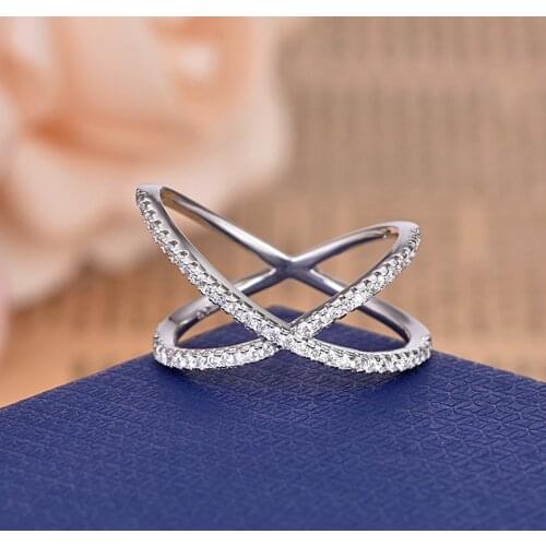 PUFFERBAL Rings With Crystals