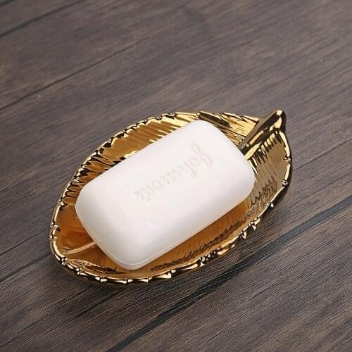 1Pcs Creative leaf soap dish Portable Ceramic Soap box Jewelry watch storage rack Home Hotel Soap Holder Bathroom Accessories