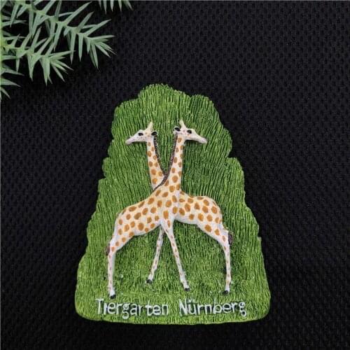 Creative magnet refrigerator magnet three-dimensional animal giraffe refrigerator magnet resin decoration magnetic magnet