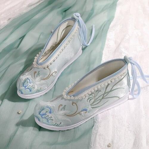 Childrens Ancient clothes kinds Chinese shoes flat bottom beads improved original elements Tang style elegant embroidered shoes