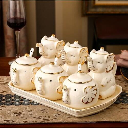 Fashion Kitchen Gadget Sets Kitchen Ceramic Elephant Seasoning Jar Seasoning Bottle Oil Bottle Set Spice Jars Set Saltshaker Set
