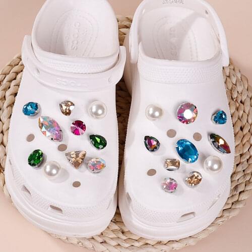 Luxury Croc Charms Quality Elegant Women Charms for Crocs DIY Colorful Rhinestones Pearl Garden Shoe Buckle Fashion All-match