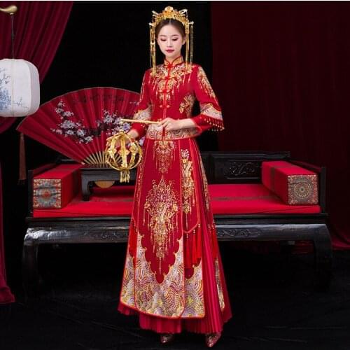 Classic Chinese Style Traditional Wedding Long Cheongsam Dress Refined Banquet Stylish Elegant Bride Chinese Style Red Cheongsam