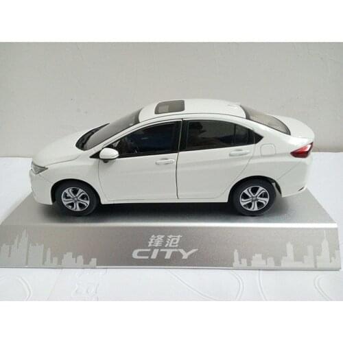 Diecast 1:18 Alloy Car Model Honda 2015 New Fengfan CITY Collection Souvenir Ornaments Display Vehicle Toy Gift Decoration