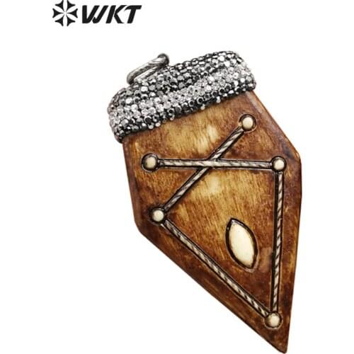 WT-NP230 5pcs WKT Wholesale Resin Carved Pendant Big Arrowhead Shape Handmade Carved Pendant with sparkly rhinestone bead paved