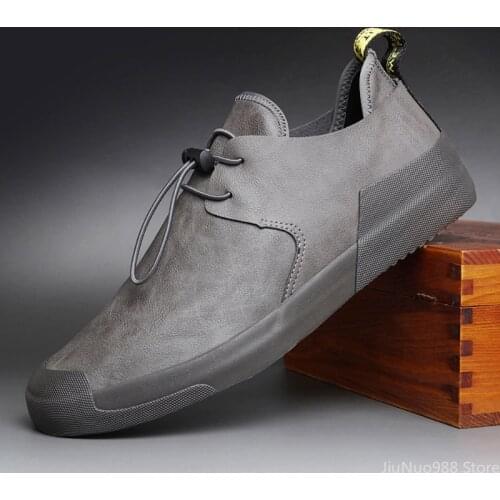 New Style Men Leather Casual Shoes Spring Summer Fashion Elastic Band Lightweight Leisure Flat Skate Shoes Cool Loafers