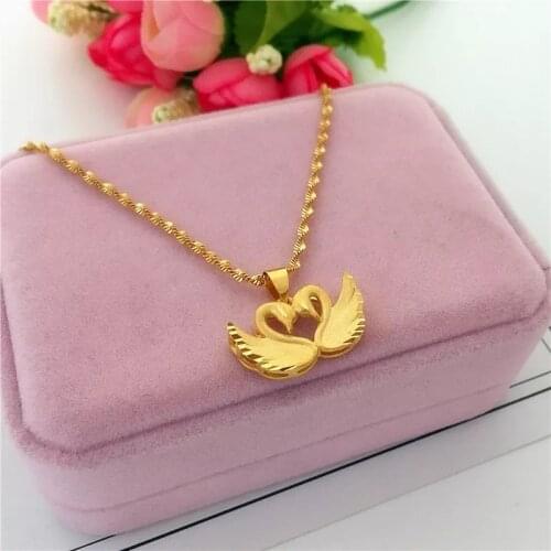 Swan Pendant Necklace for Women 24K Gold Plated Choker Necklaces Romantic Heart Necklace Anniversary Engagement Wedding Jewelry