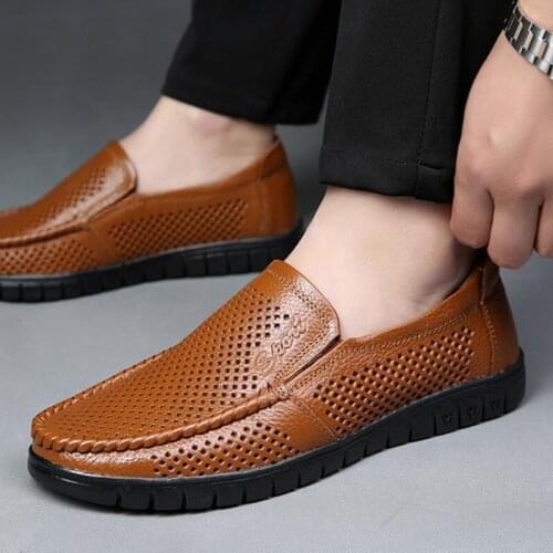 Hollow Out Genuine Leather Sandal for Men Dress Shoes Man Sandals Loafers Classic Soft Flat Sandals Brown Black Men Casual Shoes