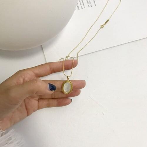 18K Gold 100% Authentic 925 Sterling silver Twisted Pattern White Shell Oval Pendant Necklace Mothers' Gift Jewelry TLX2154