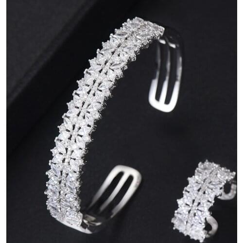 LARRAURI Simple Luxury Jewelry Set Round Gold Color AAA Zircon Copper Ring Bangle For Wedding Womens Banquet Accessories 2019