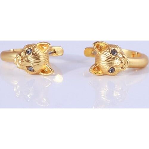 Cute three-dimensional cat inlaid zircon small ear ring