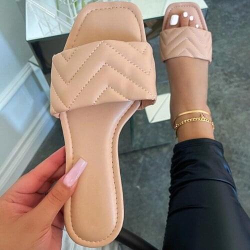 2021 summer women new square head big size one word flat sandals and slippers fashion beach leather all-match flip flop