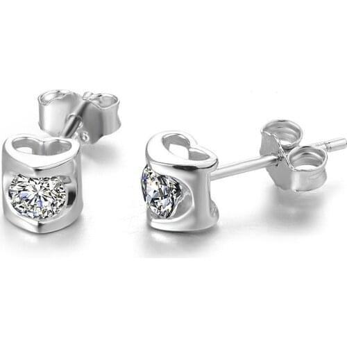 Simple Love Heart Shape silver color Stud Earrings for Women Fill In Clear Cubic Zirconia Fashion Anniversary Jewelry