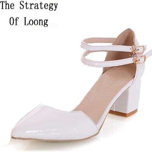 Europe America Style Summer Women Thick Mid Heel Patent Leather Pointed Toe Ankle Wrap Fashion Sandals Plus Size 31-43 SXQ0612